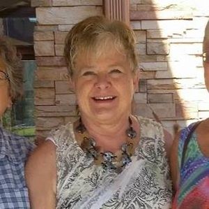 Meet your Posher, Claudia